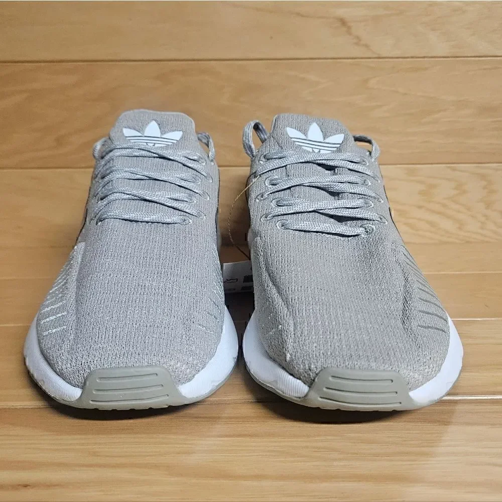 Adidas Swift Run 22 Size 5.5 Youth Kids Sesame White Shoes Sneaker GZ0797